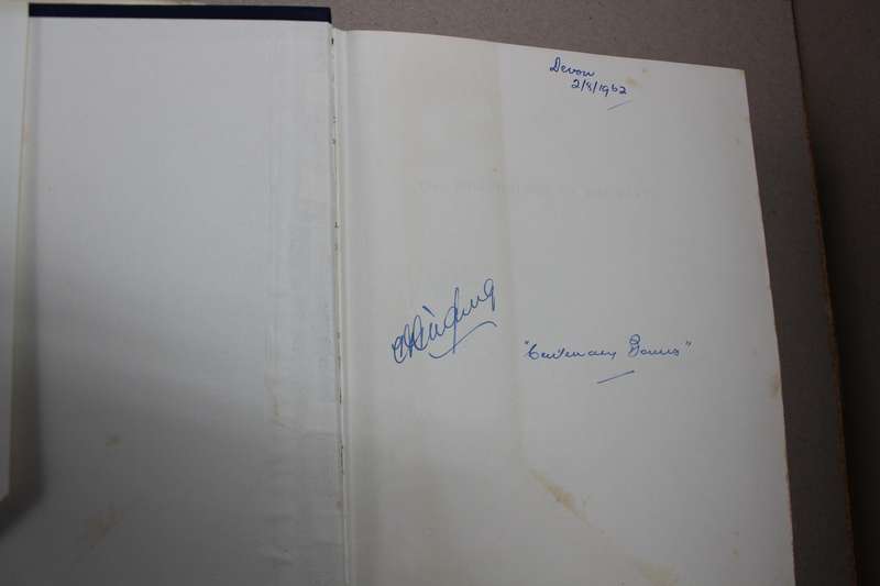 MORPHOLOGY OF THE EARTH  by Lester King
