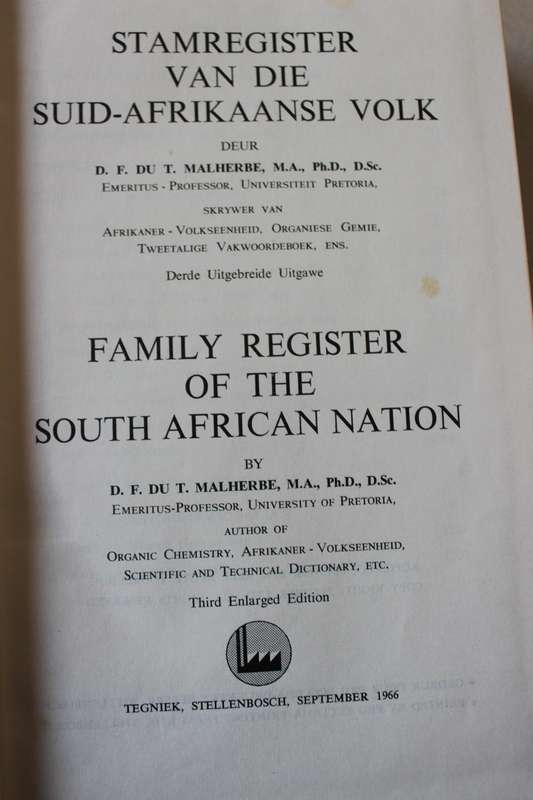 STAMREGISTER VAN DIE SUID-AFRIKAANSE VOLK/FAMILY REGISTER OF THE SOUTH AFRICAN NATION  Dr Malherbe