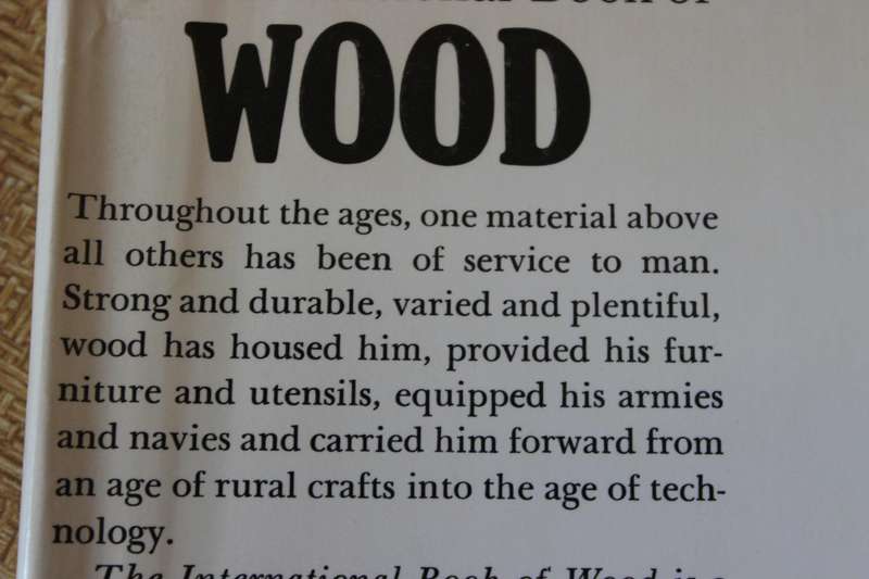 THE INTERNATIONAL BOOK OF WOOD  Editor Martyn Bramwell