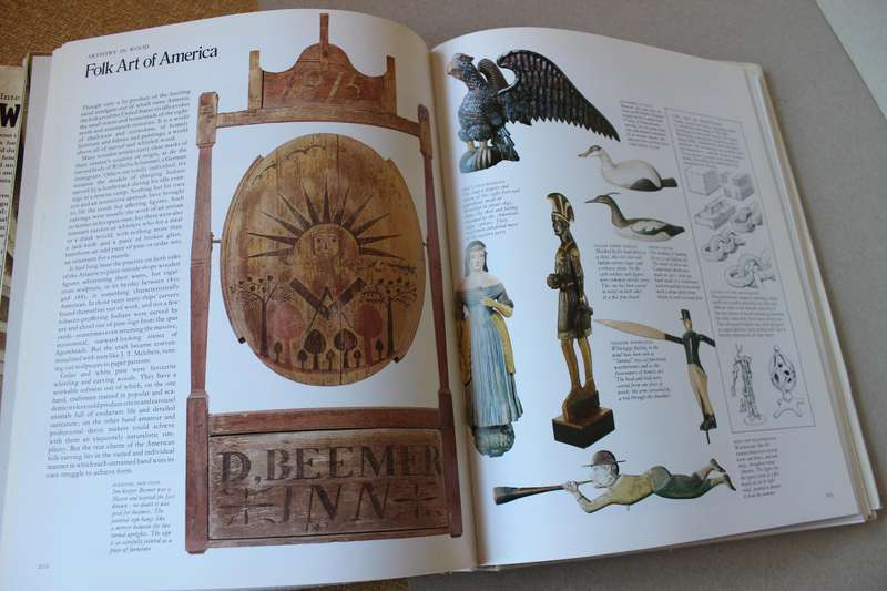 THE INTERNATIONAL BOOK OF WOOD  Editor Martyn Bramwell