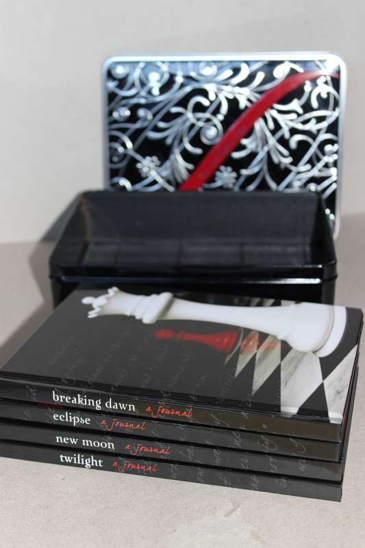 TWILIGHT SAGA JOURNALS IN A TIN