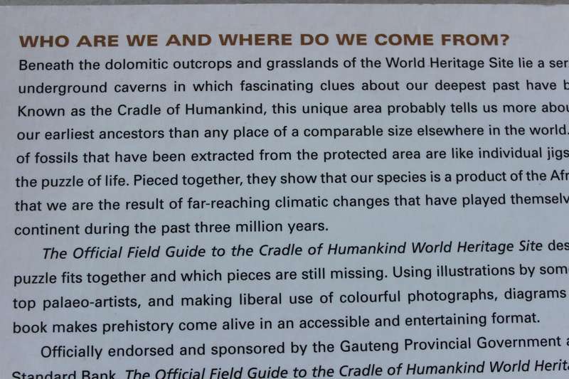 OFFICIAL FIELD GUIDE TO THE CRADLE OF HUMANKIND  by Brett Hilton-Barber & Dr. Lee R. Berger
