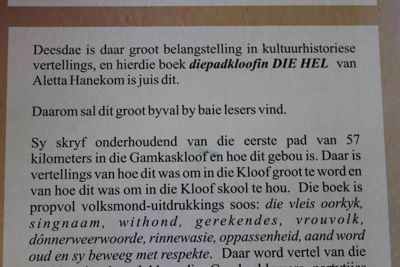 DIEPADKLOOFIN  - DIE HEL  deur Aletta Hanekom (Gamkaskloof - eerste pad) Kultuurhistories (GETEKEN)