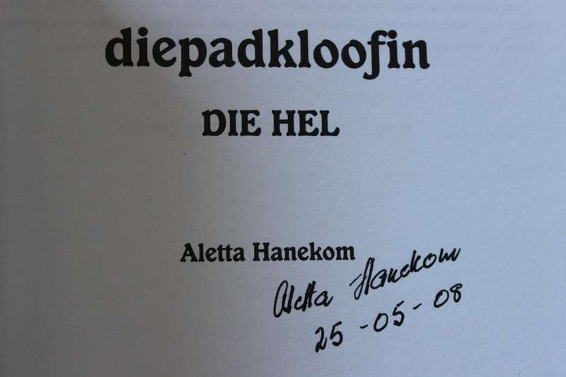 DIEPADKLOOFIN  - DIE HEL  deur Aletta Hanekom (Gamkaskloof - eerste pad) Kultuurhistories (GETEKEN)