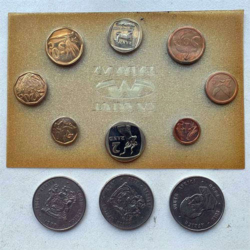 2X1977 and 1X1990 South Africa Springbok R1 one rand nickel coins plus 1X1992 Uncirculated Mint Set