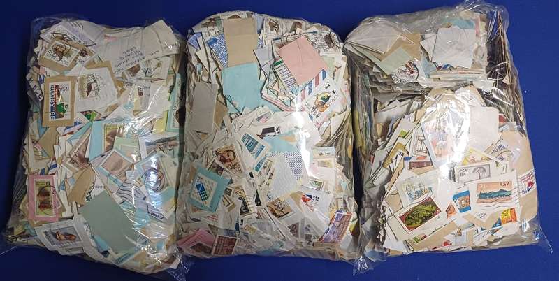 1.0Kg SA Stamps on paper (5000+ Stamps) Huge Bargen 3 Bags Bid per Bag