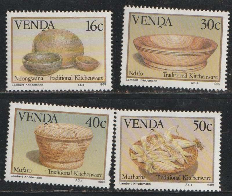 Venda UMM Traditional Kitchenware 1989 CV R60+