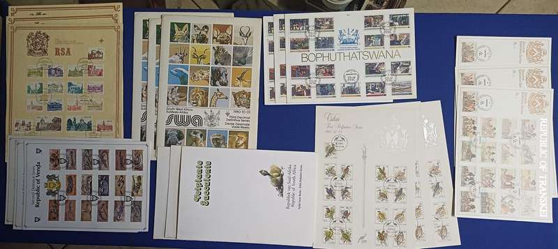21 Definitive Folders RSA SWA and Homelads Starts @ R3.50 Each (3 of Each)