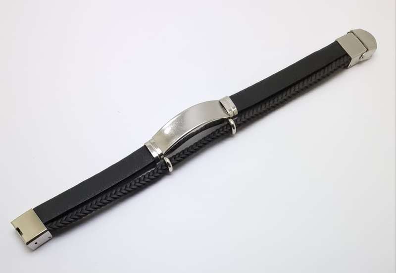 Double Leather Bracelet with engraving