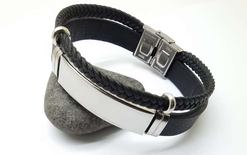 Double Leather Bracelet with engraving