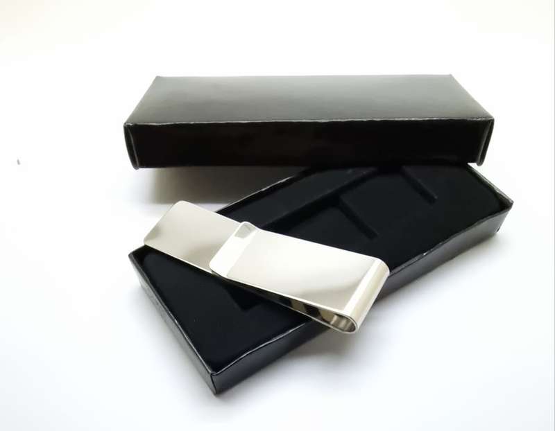 High Quality Chromed Money Clip in Presentation Box