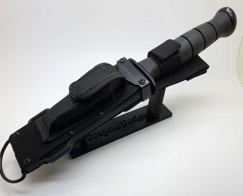 Smith & Wesson R1 Search & Resque Dagger with Custom Engraving