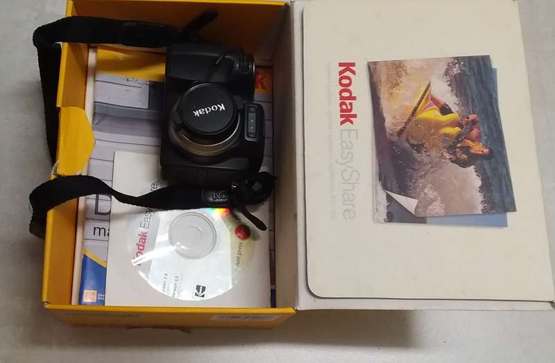 KODAK EASY SHARE DX6490 IN GOOD CONDITION