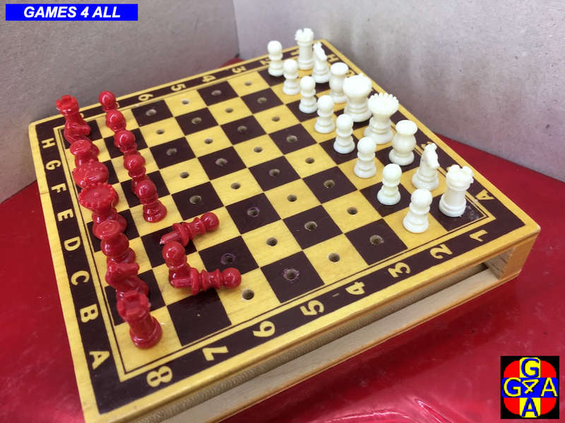 3 vAmazing Mini Chess Sets - ONE BID FOR ALL