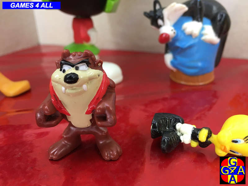Loony Toons Lot