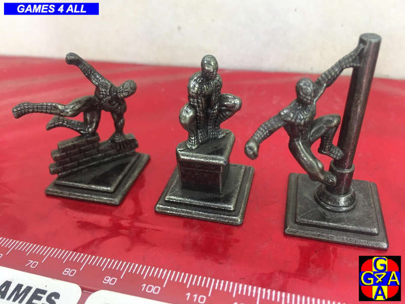 6 Metal Superhero Figurines