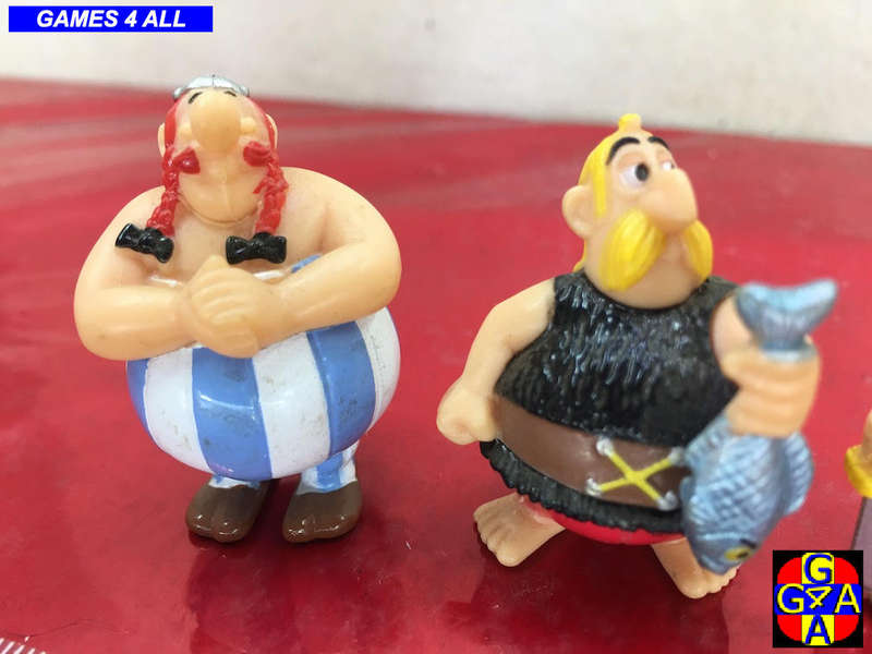 5 Asterix  & Oblix figurines
