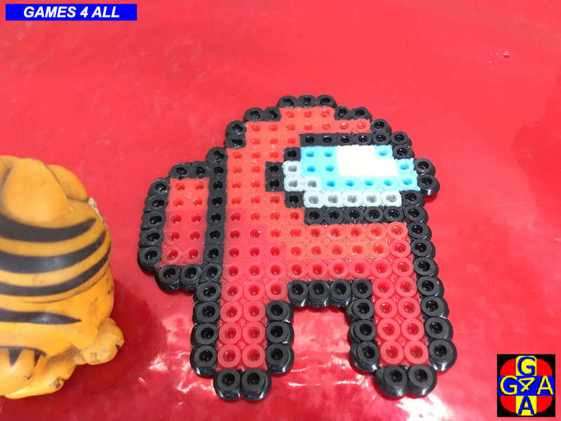 3 Garfield's + 1 Among Us Key Chain