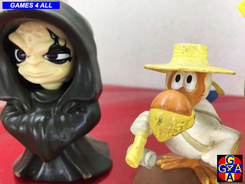 6 Random Figurines
