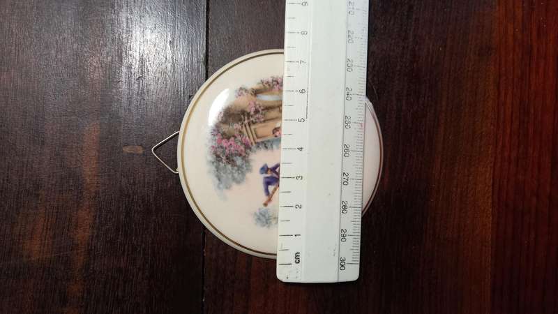 MINI WALL PLATES X 4  - 7.5cm