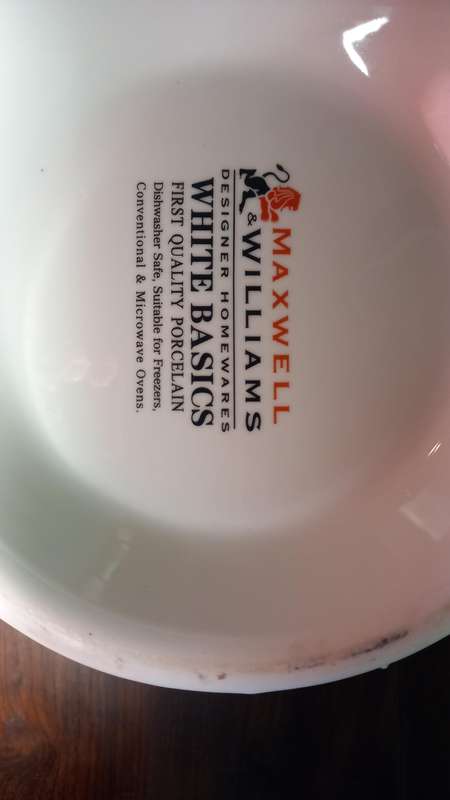 SOUP TUREEN MAXWELL WILLIAMS
