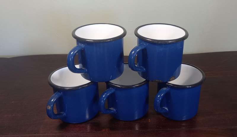 IBILI ENAMEL BLUE COFFEE MUGS X 5