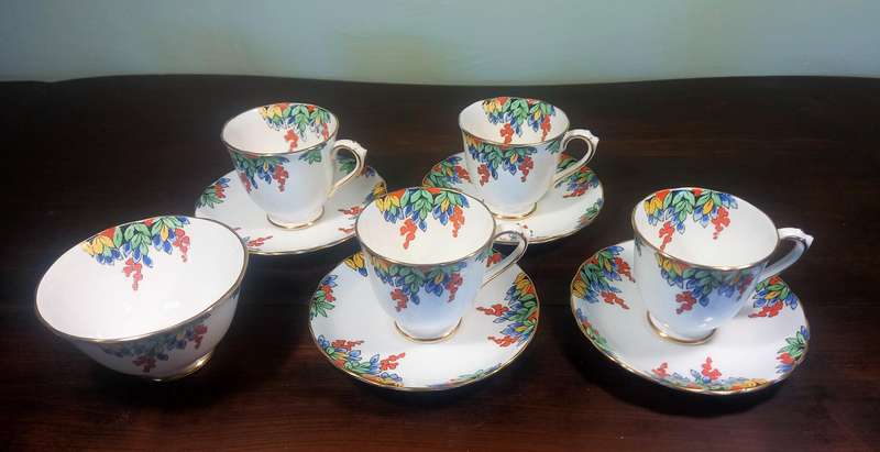 NEW CHELSEA STAFFS 5 cups, 5 Saucers, Sugar bowl, Creamer 1930-1945