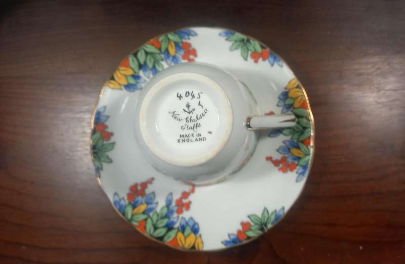 NEW CHELSEA STAFFS 5 cups, 5 Saucers, Sugar bowl, Creamer 1930-1945