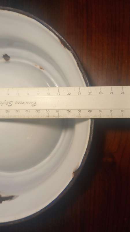 BLACK AND WHITE VINTAGE ENAMEL 5 X PIECES