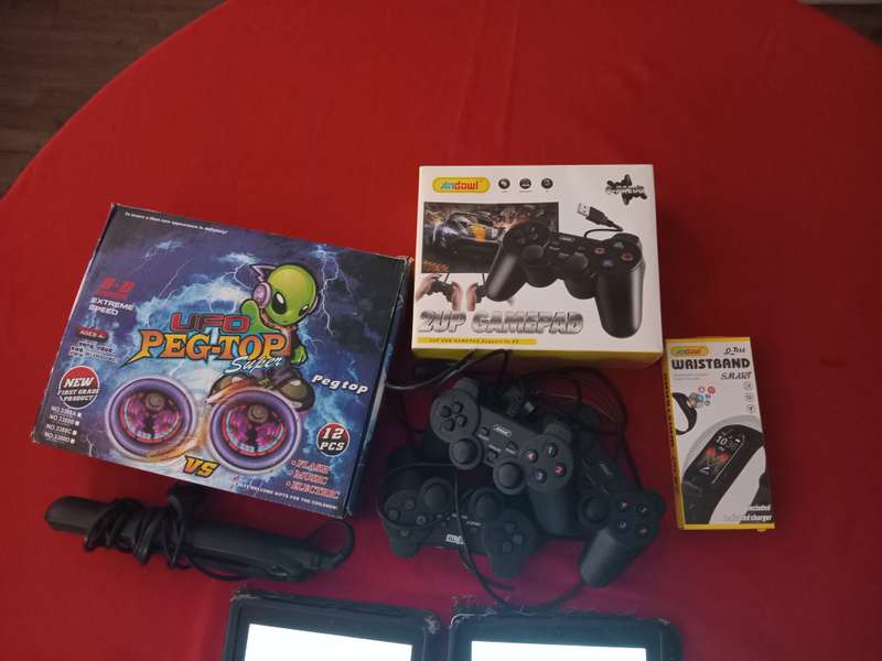 Joblot !!!!!!!!! Electronics ( x2 Ipads )