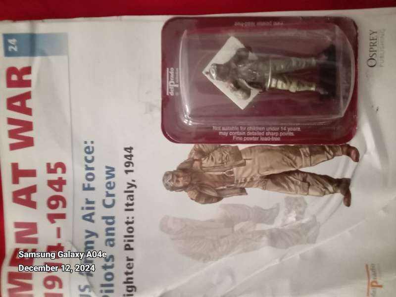 MEN AT WAR ( Del prado collection ) x42 Hand Painted toy soldiers
