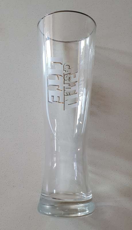 CASTLE LITE 500ml draft beer glass beer as per photos