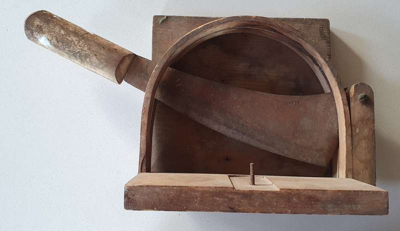 Vintage MARTA cutting tool as per photo