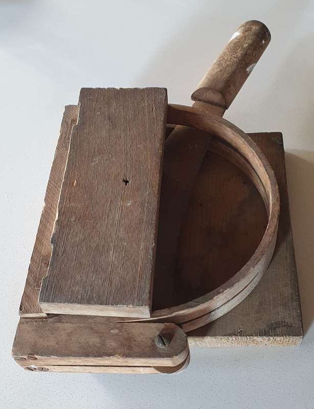 Vintage MARTA cutting tool as per photo