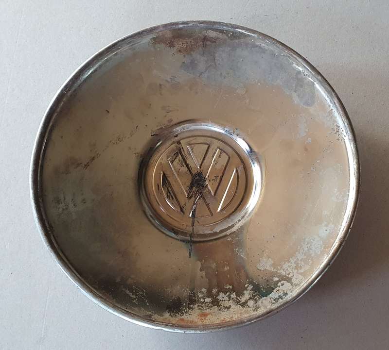 Vintage VW wheel hubcap as per photo