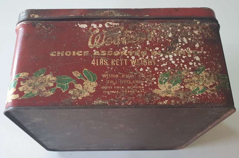 Vintage 4LBS Westons Biscuits tin as per photos