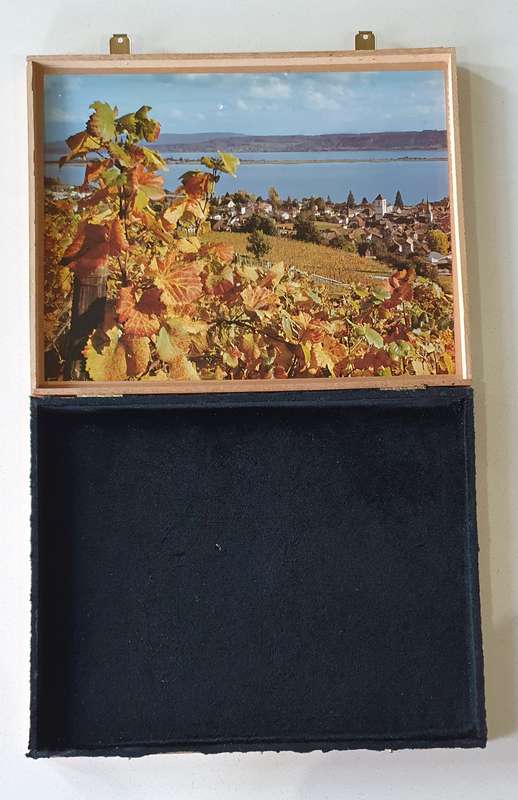 Wooden Cigar case (50 Cigarillo's) - Switzerland as per photos