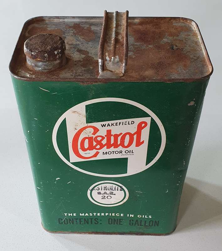 Vintage 1946-1958 CASTROL 1 gallon Wakefield motor oil tin as per photo
