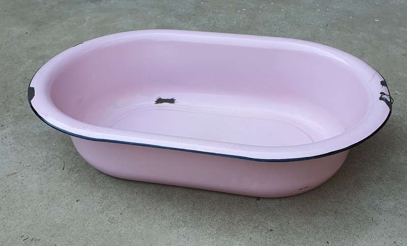 Vintage Pink enamel baby bath as per photos