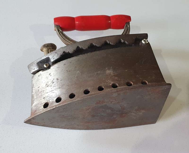 Vintage cast iron, iron as per photo