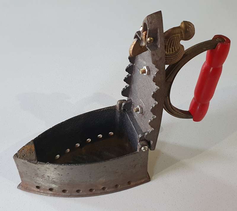 Vintage cast iron, iron as per photo