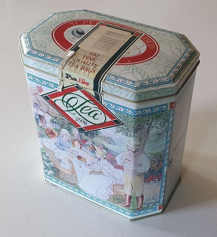 Tea tin as per photos