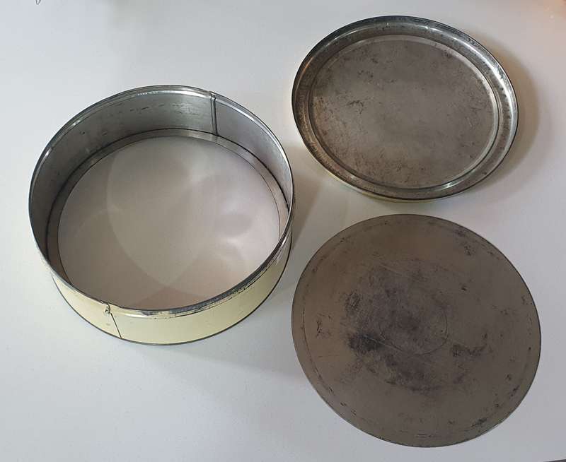 Vintage Cape Dutch house image cake tin as per photos