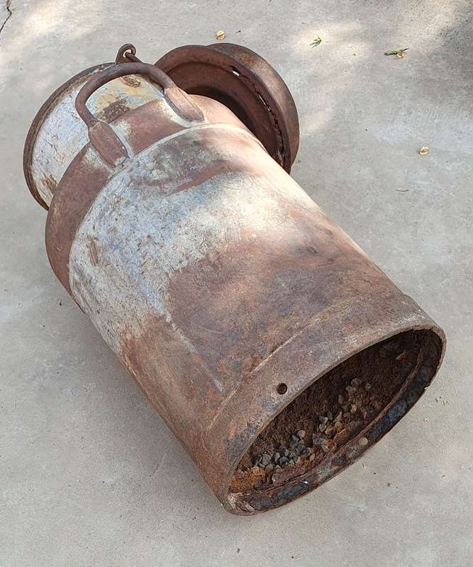 Vintage rusted milk can for garden or display as per photos