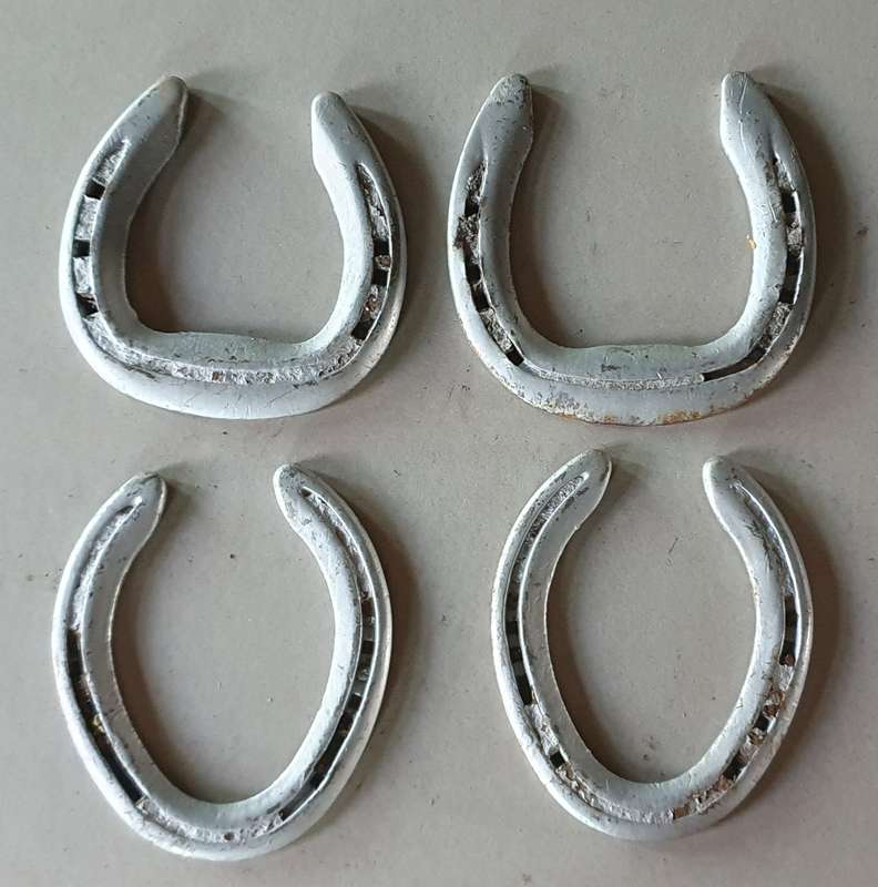 4x Steel Horseshoes as per photo