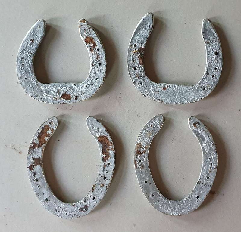 4x Steel Horseshoes as per photo
