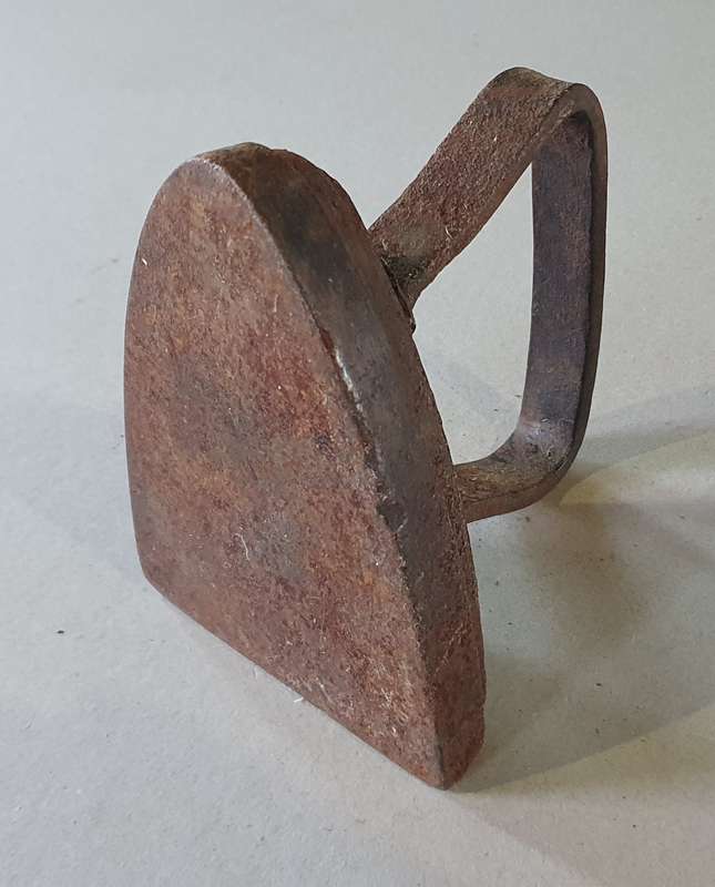 Vintage rusted cast iron, coal stove clothing Sad Iron (for door stop) as per photo