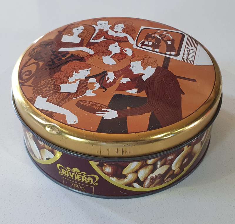 RIVIERA tin as per photos