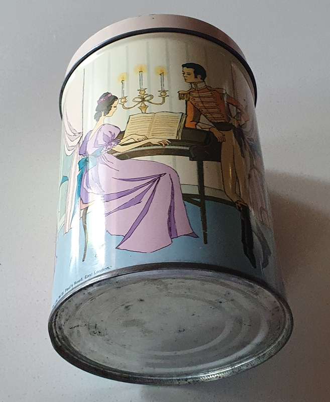 Mackintosh's QUALITY STREET tin as per photos