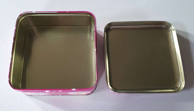 Nestle QUALITY STREET tin as per photos